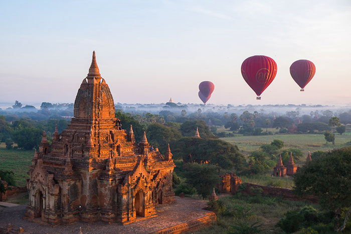 visiter Bagan vols en montgolfière 